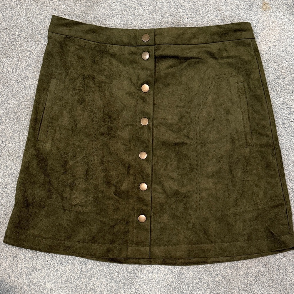 Sans Souci Dark Green Suede Mini Skirt